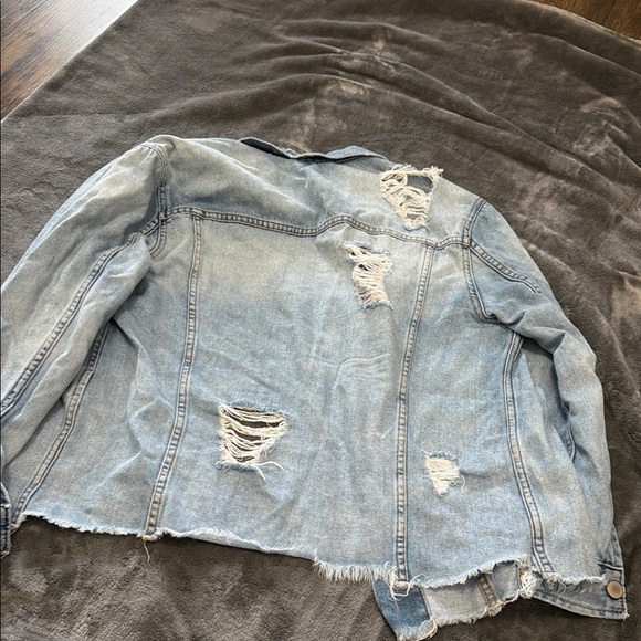 Divided Ripped Light Blue Jean Jacket - Picture 4 of 4